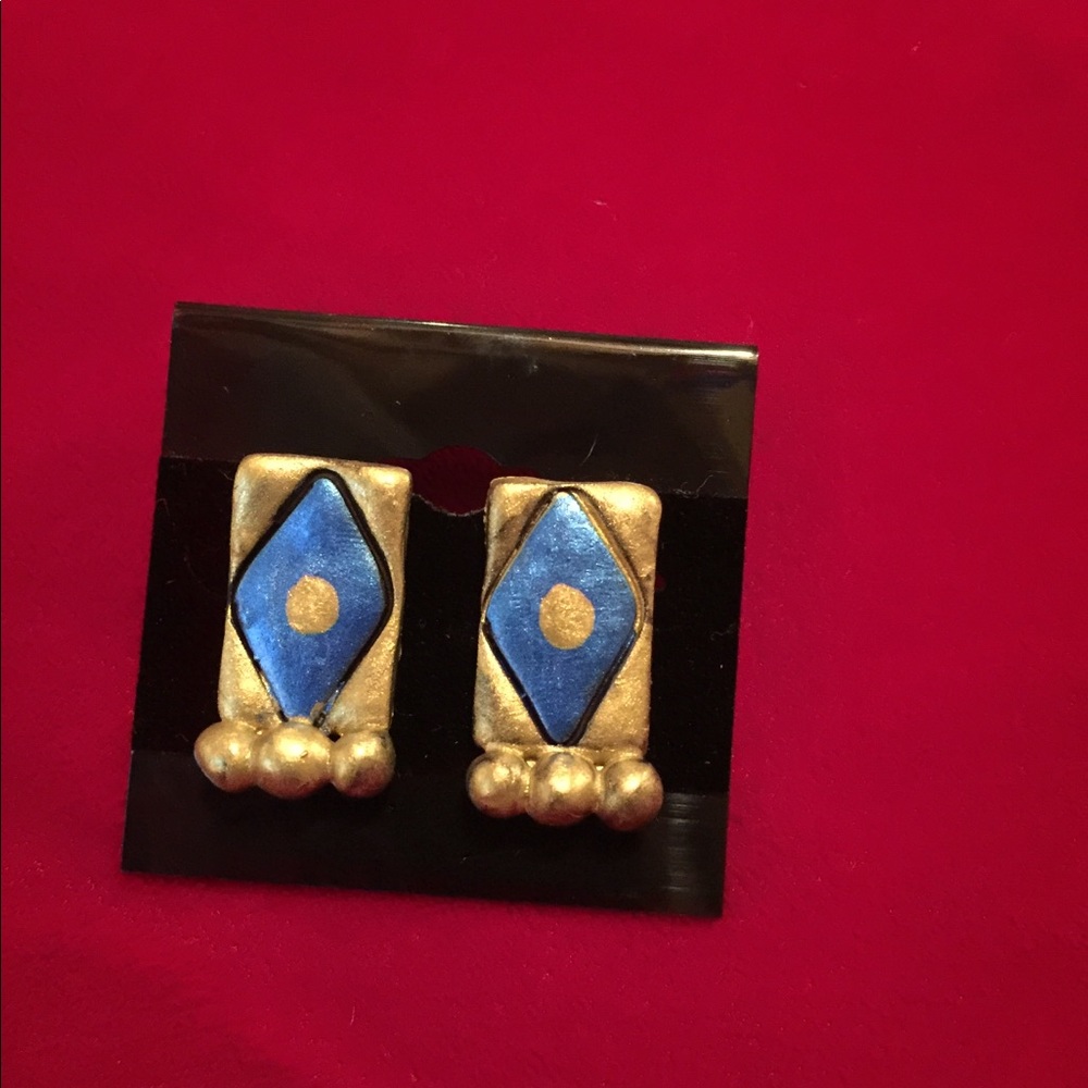Earring set